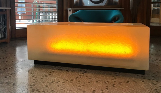 Image 1 of Armadio bar con luce nera