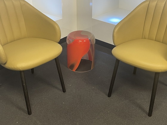 Image 1 of 2 Leolux Baani Stühle mit Armlehnen