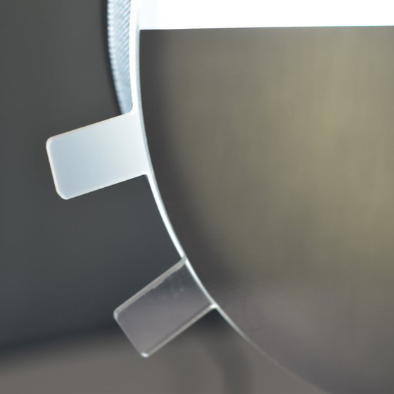 Image 1 of turning disk table light