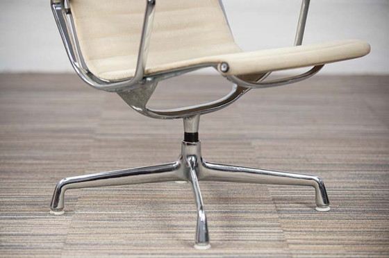 Image 1 of 1X Herman Miller Charles Ray Eames Ea116