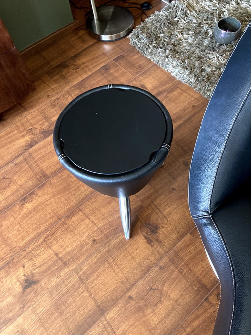1x Leolux side table Tam-Tam black
