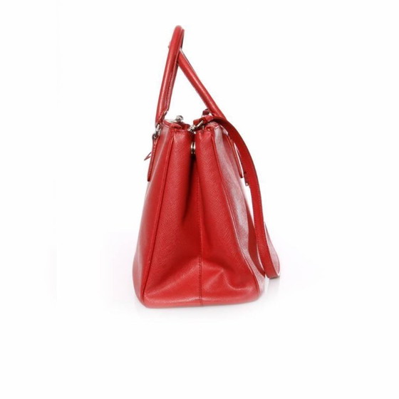 Image 1 of Prada, borsa tote Galleria in pelle saffiano rossa.