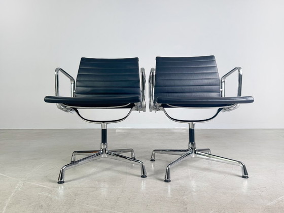 Image 1 of 2x Vitra EA 108 office chair Charles & Ray Eames leather black