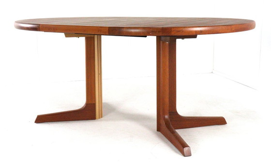 Image 1 of Gudme round 2x extendable dining table 'Slumstrup' vintage Danish design