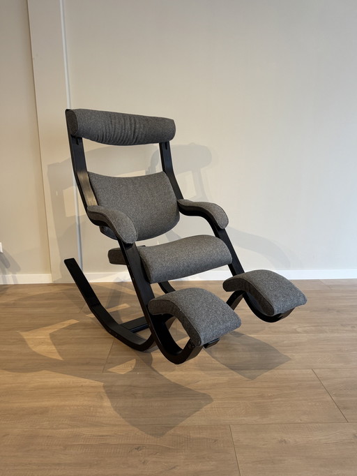Stokke / Varier Gravity ergonomischer Stuhl