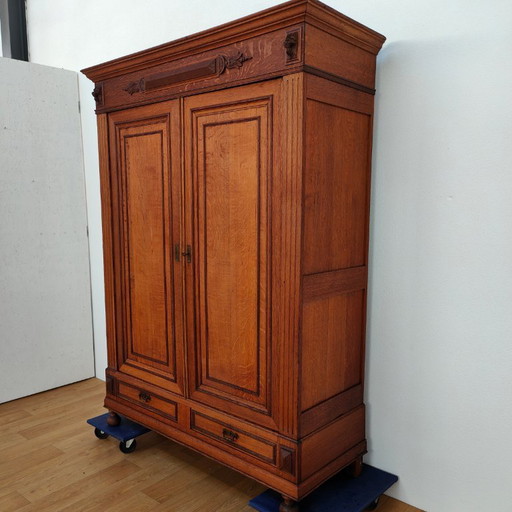Vintage wardrobe, demountable closet