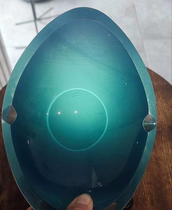 Image 1 of Gesigneerde asbak van kunstglas - vintage blauw ontwerp