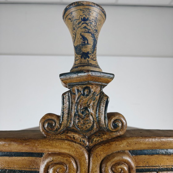 Image 1 of 18th-century Dutch Witwerk cabinet with original key and imitation Delft Blue decoration
