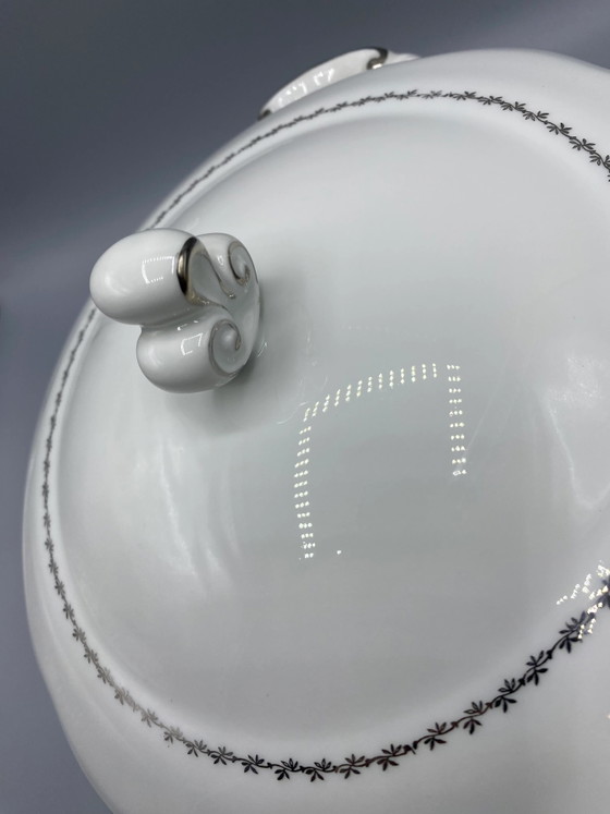 SEP France Sélection Covered Porcelain Vegetable Dish – Silver Frieze Decor – Decorative Objects (photo 4 of 7)