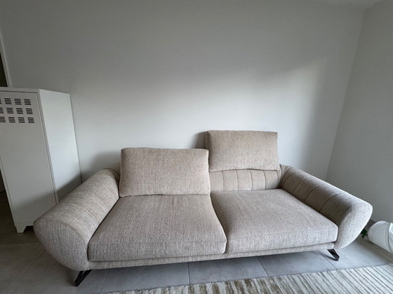 Image 1 of Canapé et pouf modèle caractère Roche Bobois neuf