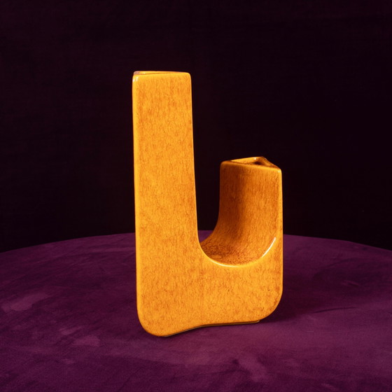 Sculptural Amber Ceramic Space Age Vase, Italy 1970 (photo 4 of 20)
