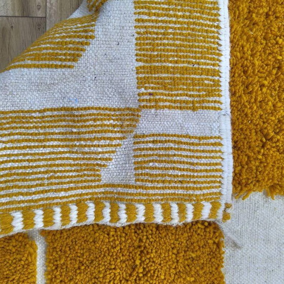 Handgefertigter Berber-Teppich 250cmx150cm – Teppiche & Läufer, Wool (photo 7 of 7)