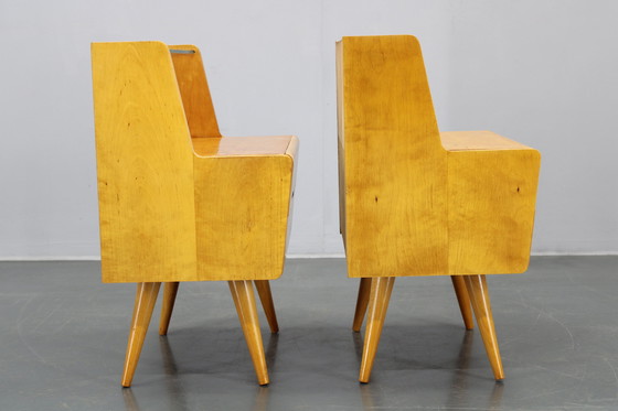 Image 1 of Pareja de mesitas de noche, década de 1960, Checoslovaquia