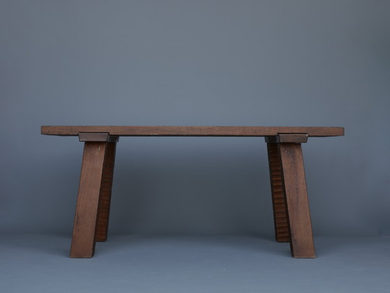 Image 1 of Table en chêne brutaliste française