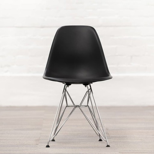 Chaise Vitra Eames en plastique DSR Club