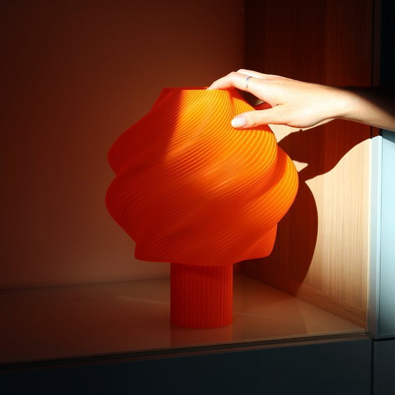 Magda Sculptural Lamp | Orange Translucent – Archy, Table lamps (photo 2 of 5)