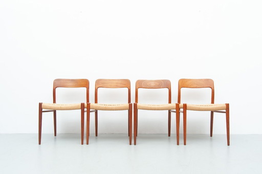 4x dining chairs model 75 made of teak by Niels Otto Møller for J. L. Møller Møbelfabrik (1950s)