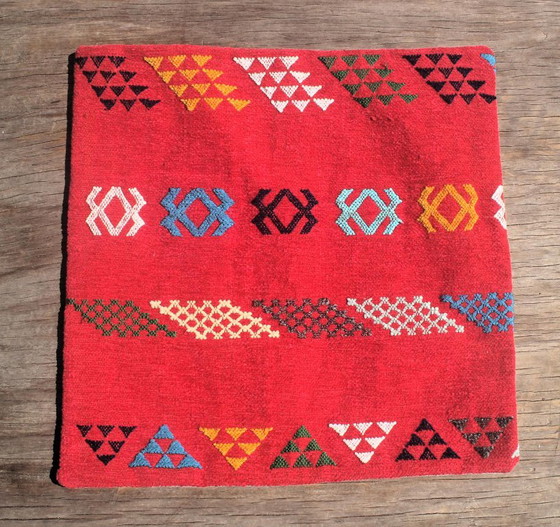 Set aus 2 handgewebten marokkanischen Berber Wollkissenbezügen 45 × 45 cm | Authentische Amazigh Textilien (photo 4 of 10)