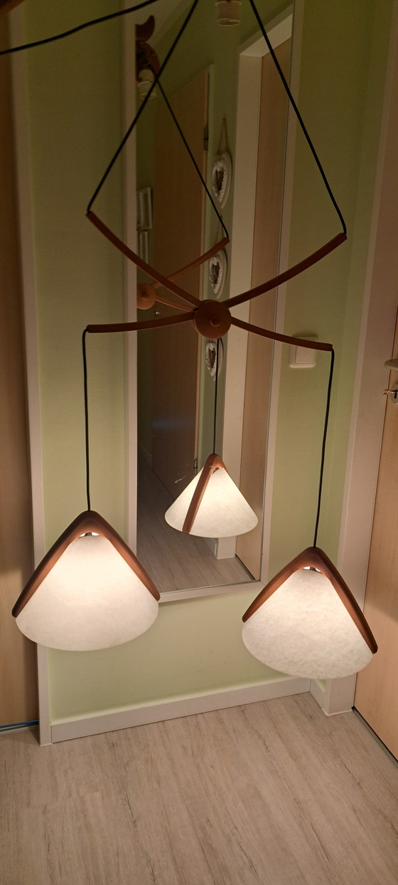 Image 1 of Lámpara colgante Domus en teca – Estilo Mid Century – 2 luces – Excelente estado