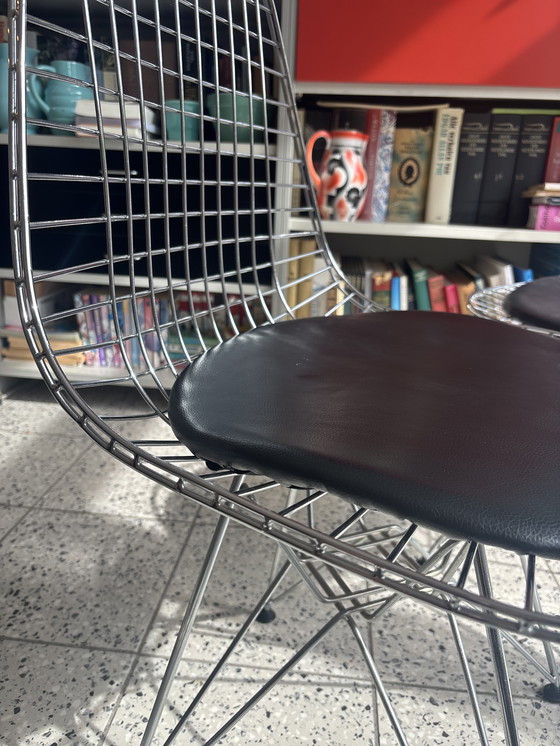 Image 1 of Silla Vitra Eames Wired 2x