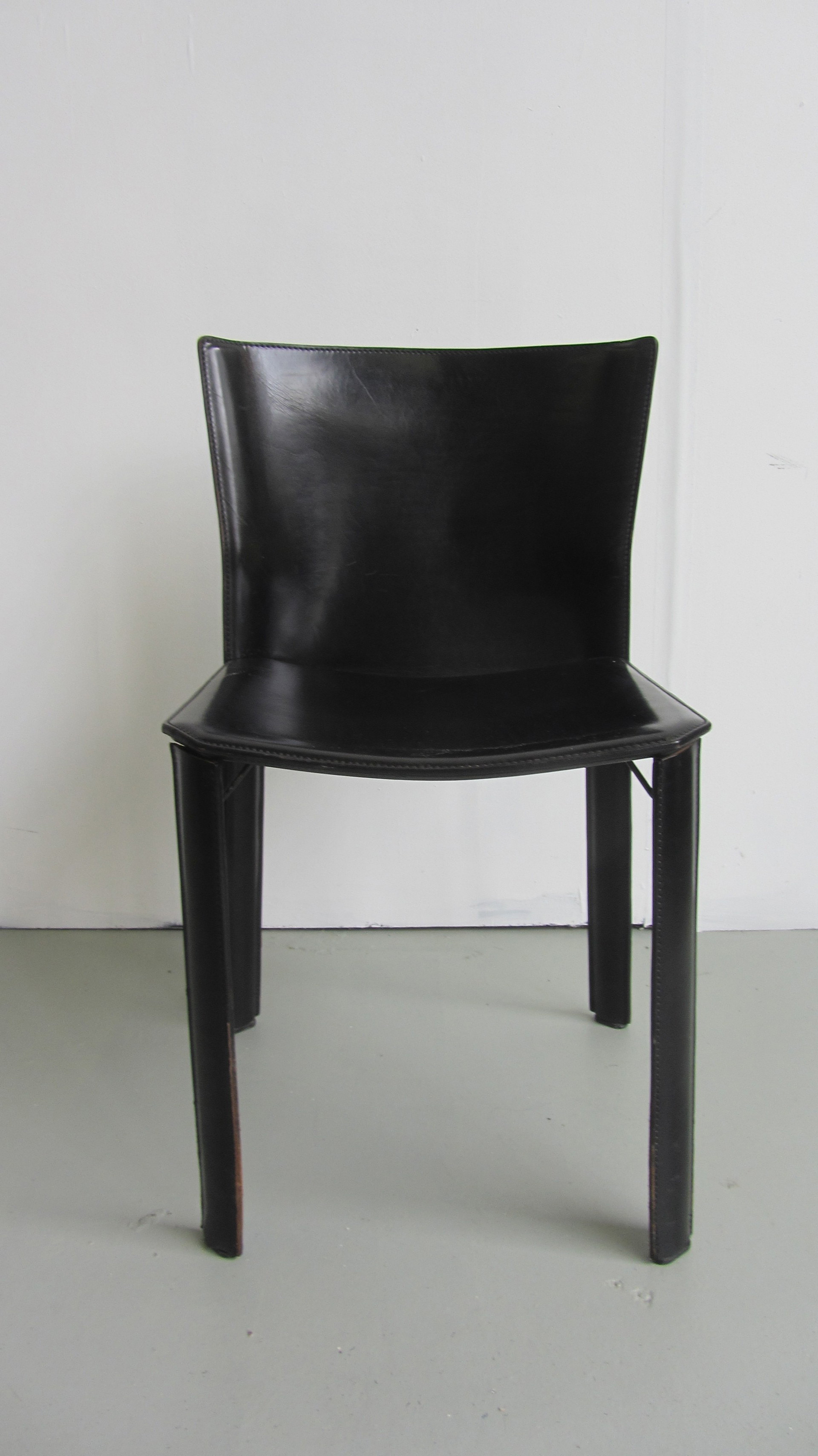 Buy Fasem chair? Save up to 80% at Whoppah | Whoppah