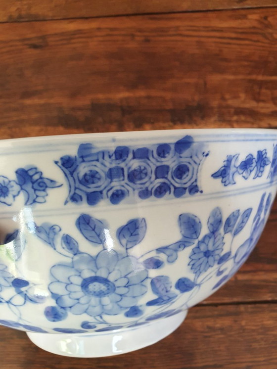 Image 1 of Magnifique bol ancien bleu et blanc, peint à la main