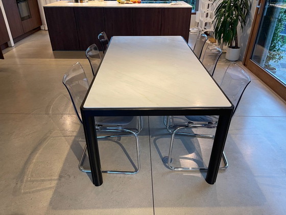 Image 1 of 1960s marble dining table | Artifort - Kho Liang Ie
