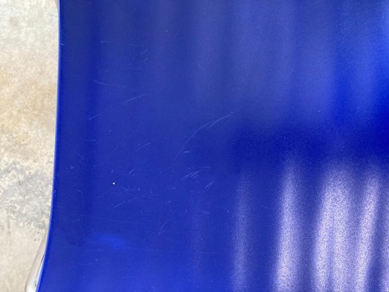 4x Vitra Tom Vac Stuhl blau von Ron Arad – Esszimmerstühle, Metal, Plastic, Modern (photo 12 of 12)