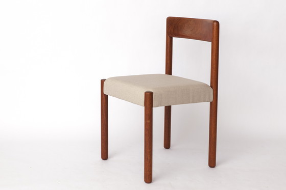 Image 1 of  1 van 4 Eiken eetkamerstoel Mid Century - Vintage jaren 1960, lichtgrijze bekleding