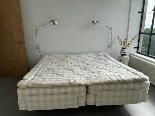 Hästens Bed Beige/White Blocked 210x210