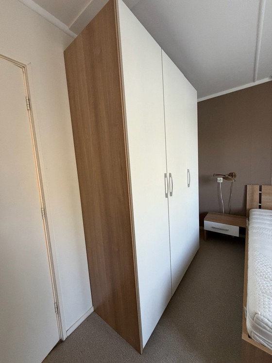 Armadio Moderno – Metallo, Legno (photo 15 of 15)