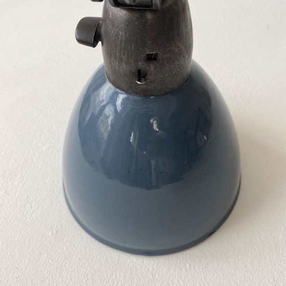 Image 1 of VECCHIA LAMPADA INDUSTRIALE A FISARMONICA "SIEMENS