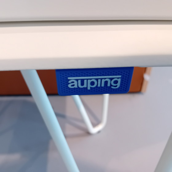 Image 1 of Mesita de noche Auping Pixel, color blanco puro.