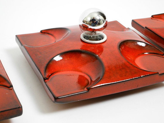 Image 1 of Drei schöne original 1970er Space Age rote Keramik-Wandlampen