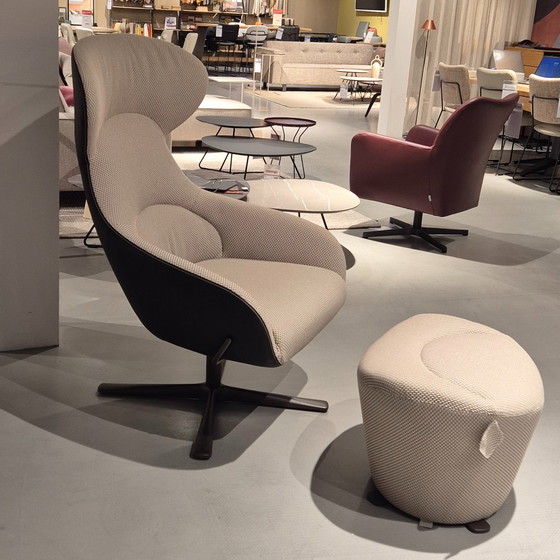 Image 1 of Draaifauteuil Hoog Avia met Hocker