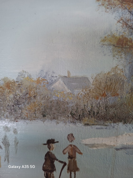 Image 1 of Oud olieverfschilderij, winterlandschap / schaatsers, gesigneerd Hoffmann, met lijst.