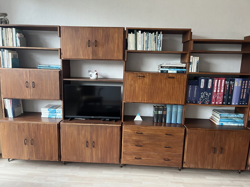 Simple Lux wall unit