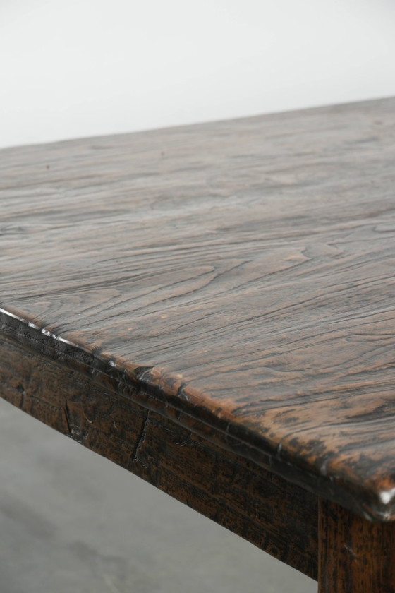 Image 1 of Grote boeren eettafel van sfeervol iepenhout met een prachtig patina uitgevoerd met drie lades