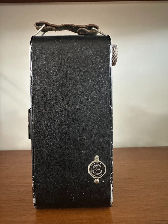 Image 1 of Vintage Lumière folding camera – French design icon from the 1930s–1950s