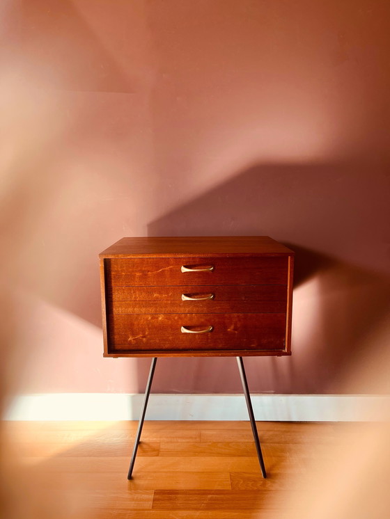 Image 1 of Vintage besteklade op pootjes