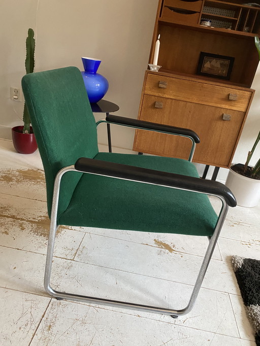 Sillón retro de diseño moderno