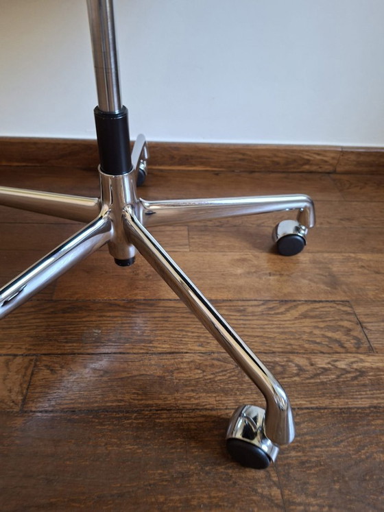 Image 1 of Poltrona Vitra Soft Pad EA 219 in pelle marrone castagna