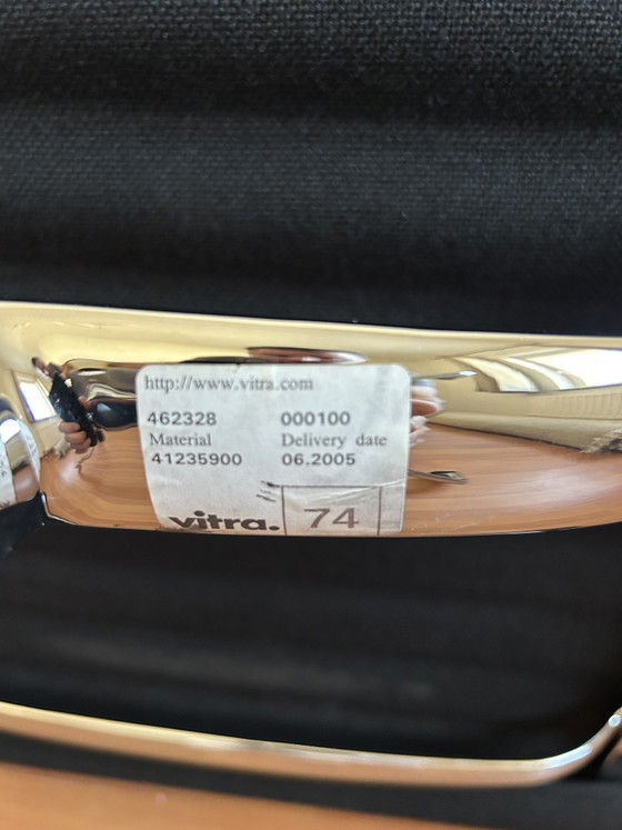 Image 1 of 2 x Vitra Eames EA 108 Drehstühle