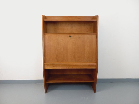Image 1 of Meuble secrétaire bibliothèque de rangement vintage en bois de chêne des années 60