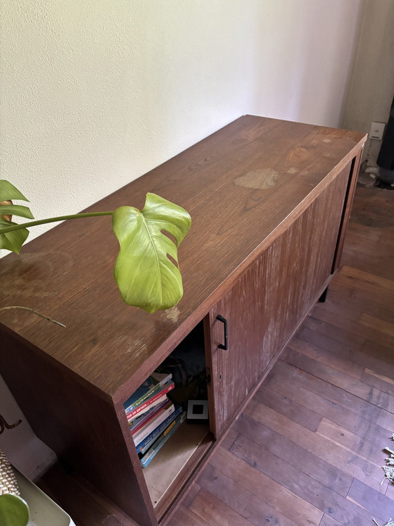 Image 1 of Armario antiguo de teca con persiana enrollable Eeka