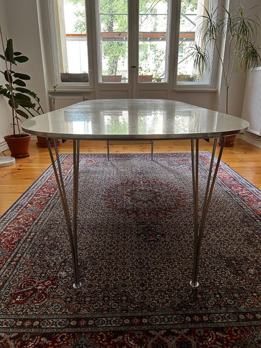 Fritz Hansen Superellipse Esstisch (ausziehbar auf 2,5m)
