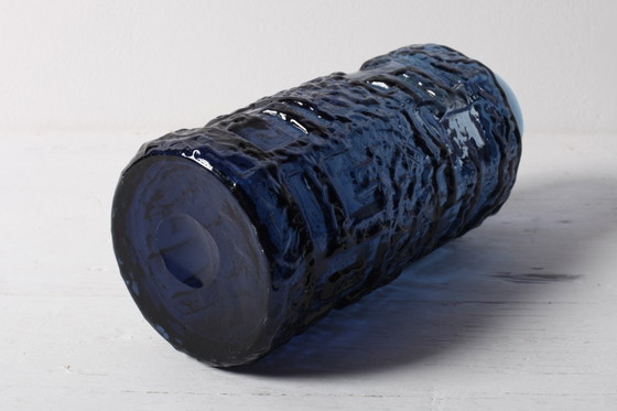 Image 1 of Vase en verre bleu cobalt : design suédois moderne du milieu du siècle Ruda Glasbruk