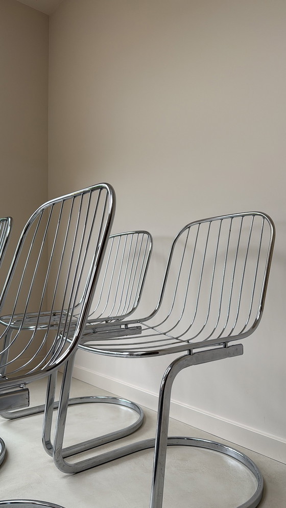 Image 1 of Vier Gastone Rinaldi stoelen verchroomd staal