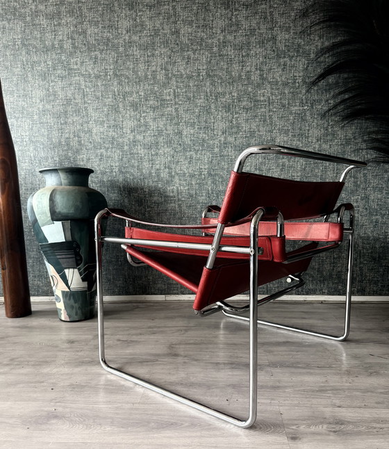 Image 1 of Fauteuil Wassily vintage de Marcel Breuer pour Fasem, cuir rouge bordeaux