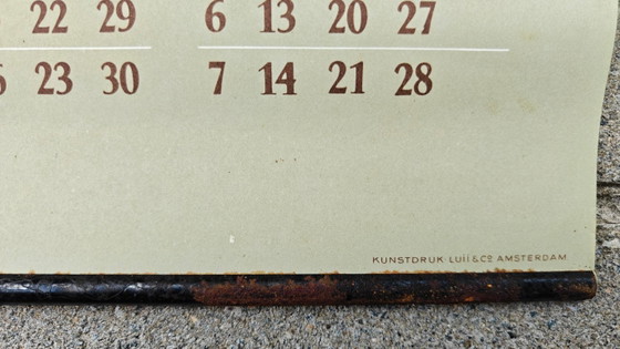 Calendario annuale Polak & Schwarz del 1958. 96 cm x 55 cm. – Oggetti decorativi, Metal, Paper (photo 6 of 7)